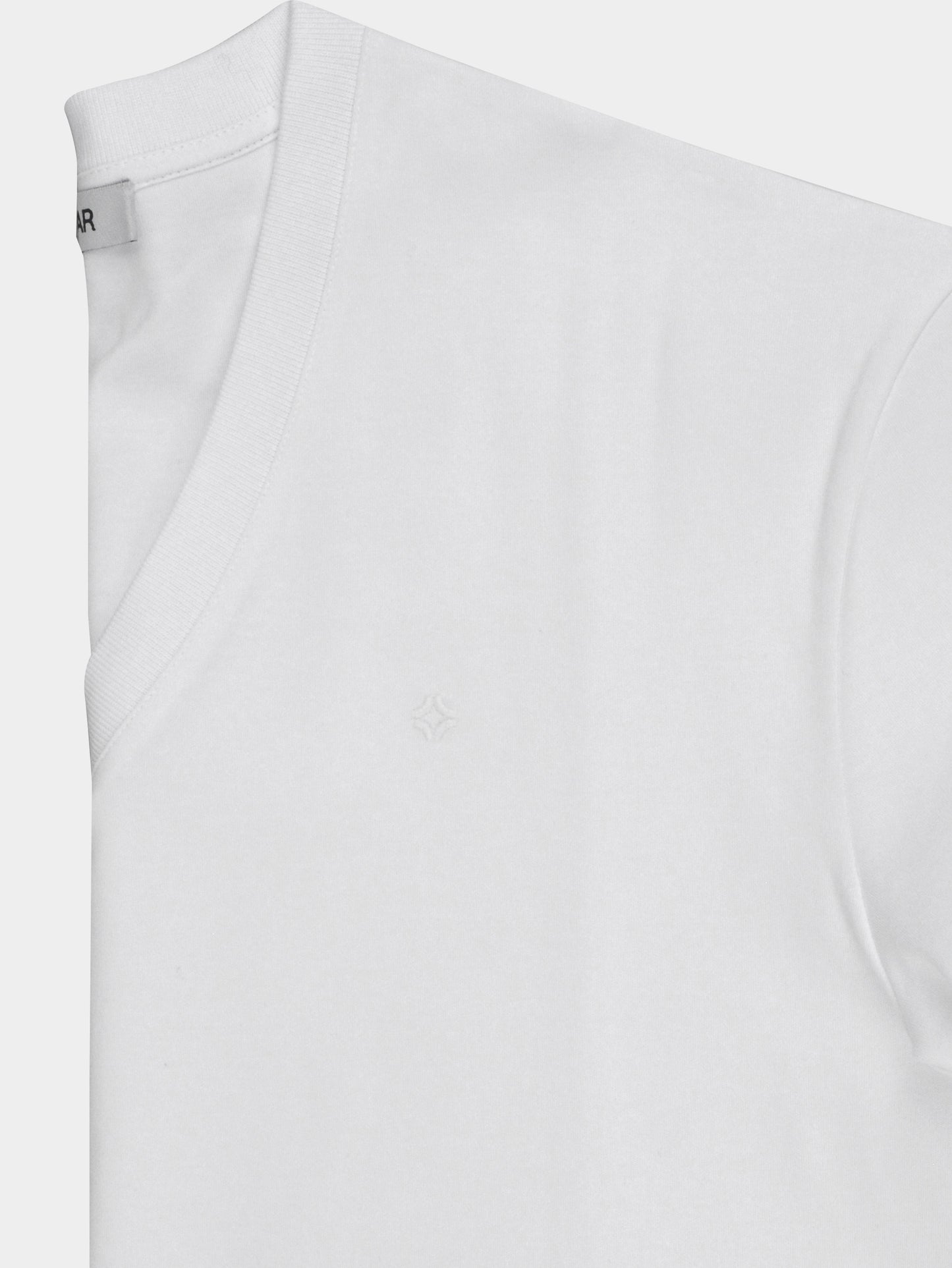 Essential T-Shirt V